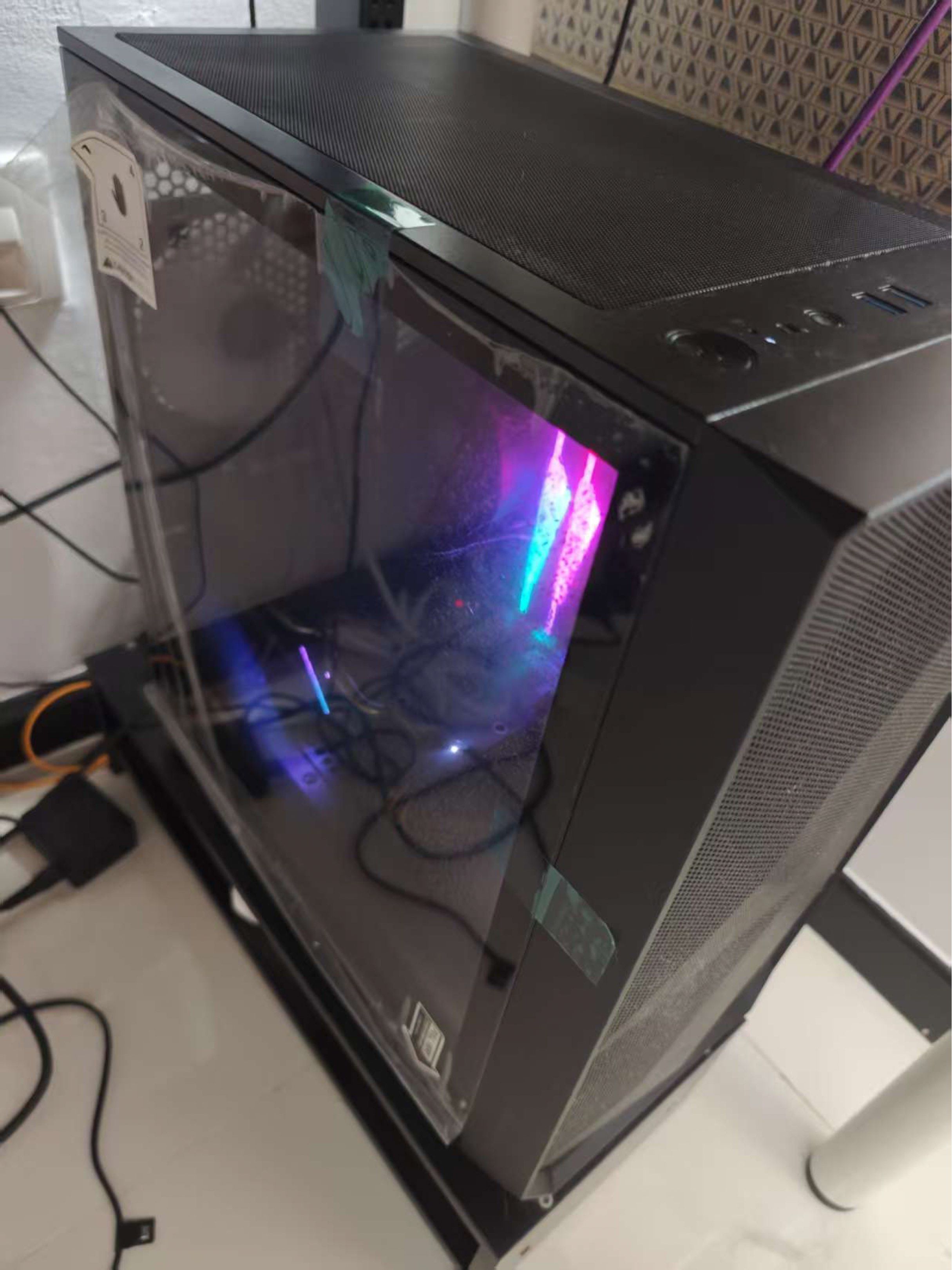 Black PC Case with Tempered Glass Side Panel65605616511873110