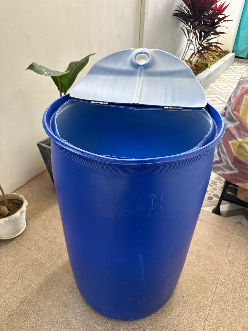 Blue Plastic Drum with Lid (Category: Storage Boxes & Baskets) located in Manila. Submitted by kirstenbernice (Listing ID 1417441648, Image 2). Description: Blue Plastic Drum / Barrel – Heavy Duty • Capacity: approx. 200 liters • Thick and durable plastic • With secure screw caps (leak-proof) • Clean and reusable • In good condition 📦 3 units available 💵 1,300 per drum, negotiable if you’ll get all 3 📍 Loc: Colinas Verdes, Brgy. Tungkong Mangg