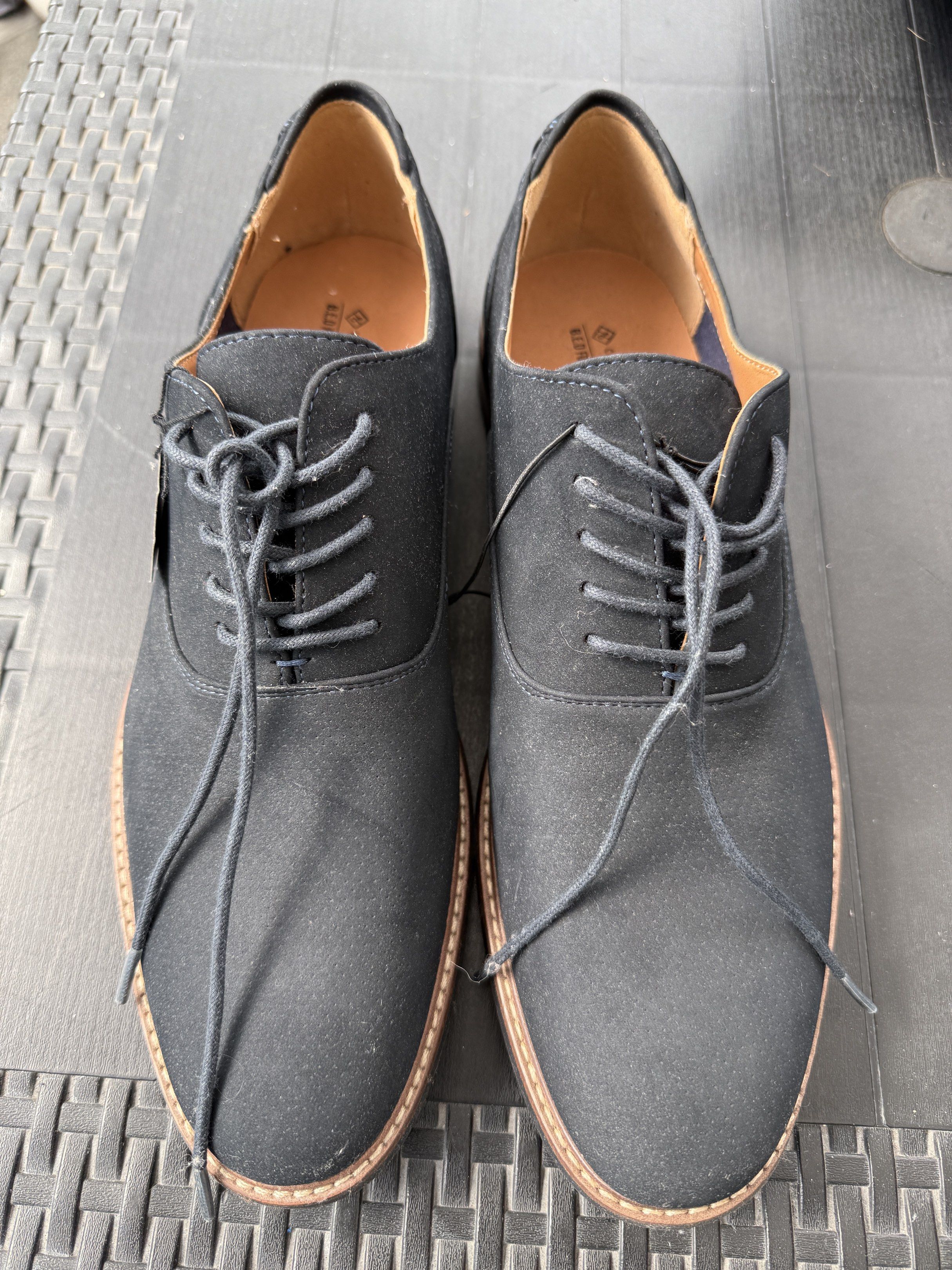 Call It Spring B.E.D Foam Dress Shoes (Category: Dress Shoes) located in Makati City. Submitted by technmd7 (Listing ID 1417467678, Image 1). Description: - Call It Spring dress shoes - Classic black lace-up design - Comfortable B.E.D Foam insole - Stylish brown sole trim - Brand new with tag - Perfect for formal events or everyday sophistication -Dark Blue.