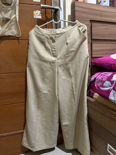 (Kategori: ) berada di . Dikirim oleh byein (ID iklan 1417572005, Gambar 1). Deskripsi: .