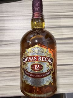 Chivas Regal 12 Year Old, Oak Cask, 40% whisky bottle