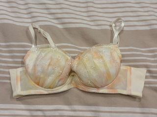 (Category: ) located in . Submitted by blankette (Listing ID 1417584118, Image 1). Description: .