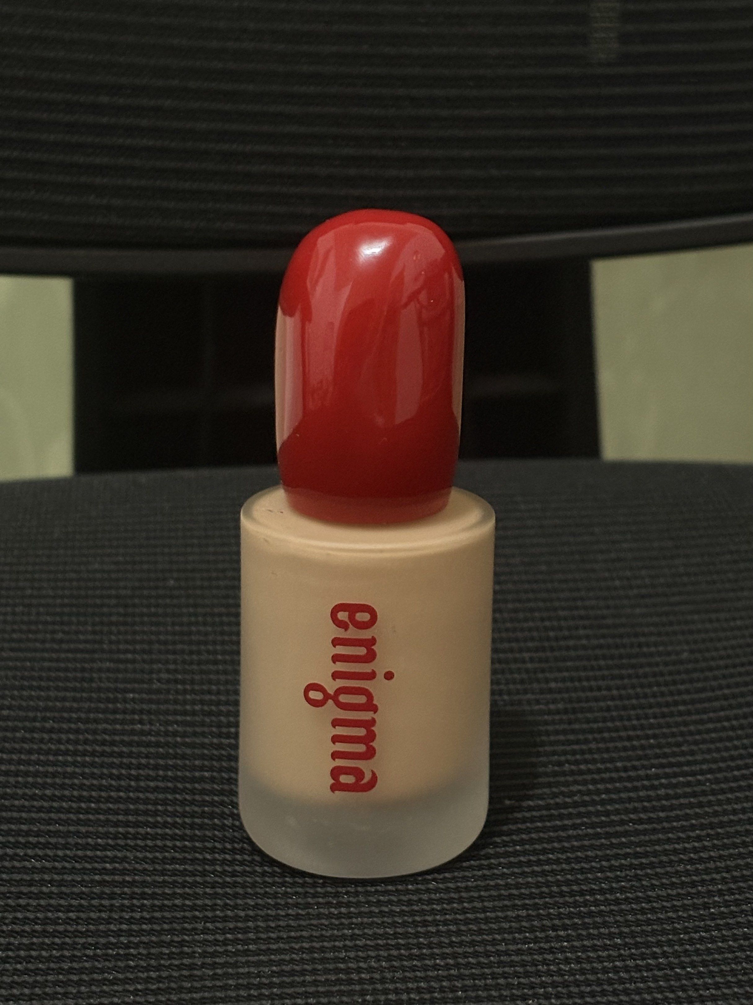 Enigma Skintroduction Longwear Liquid Foundation (Category: Makeup) located in Tarlac. Submitted by ccbc0808 (Listing ID 1417534032, Image 1). Description: For sale: Enigma Foundation (brand new!) shade: light golden reason: not my shade :( mop: gcash/bpi jnt express only! .