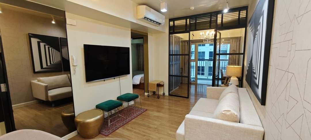For Rent: 1BR at The Maridien, BGC (Category: Apartments & Condos) located in Quezon City. Submitted by mavrealtyph (Listing ID 1417498501, Image 3). Description: For Rent: 1BR at The Maridien, BGC Location: 21st Floor, Tower 1, The Maridien, BGC Unit Type: 1 Bedroom Size: 60 SQM Toilet & Bath: 1 Additional Features: • Unfurnished Monthly Rent: ₱60,000.