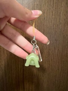 (Category: ) located in . Submitted by ssmellypigg (Listing ID 1417412878, Image 1). Description: .