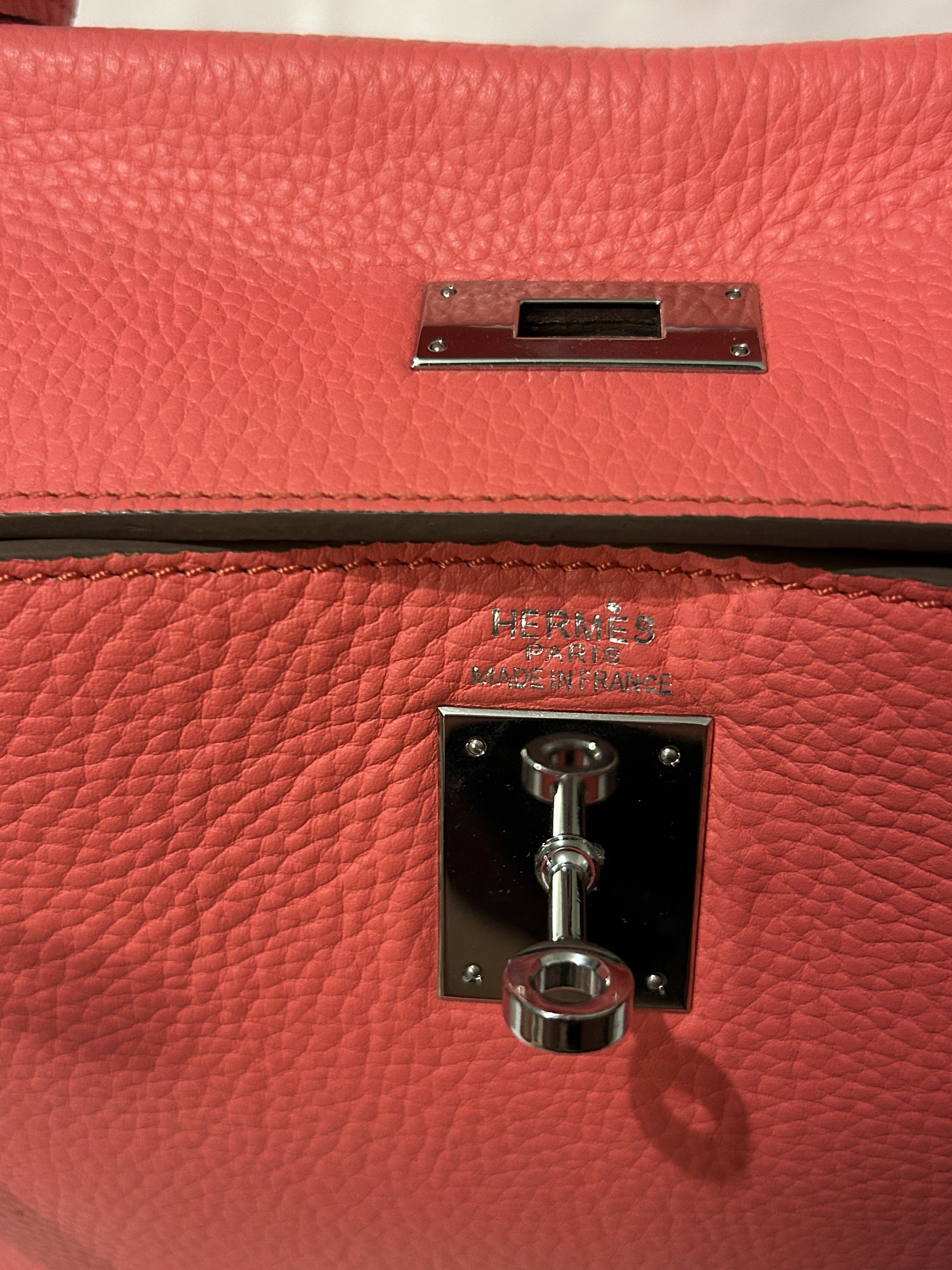 Hermes kelly (pink) (Category: Luxury Bags & Wallets) located in Quezon City. Submitted by yayzies (Listing ID 1417511478, Image 3). Description: - lightly used - includes strap, keys, lock, and small dustbag - NGA - slightly nego for sure buyer.