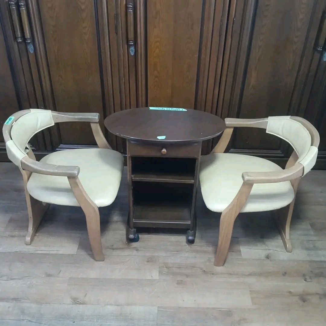 Japan coffee table set (Category: Chairs) located in Paranaque City. Submitted by eu.kr.jpsurplus (Listing ID 1417454311, Image 3). Description: .