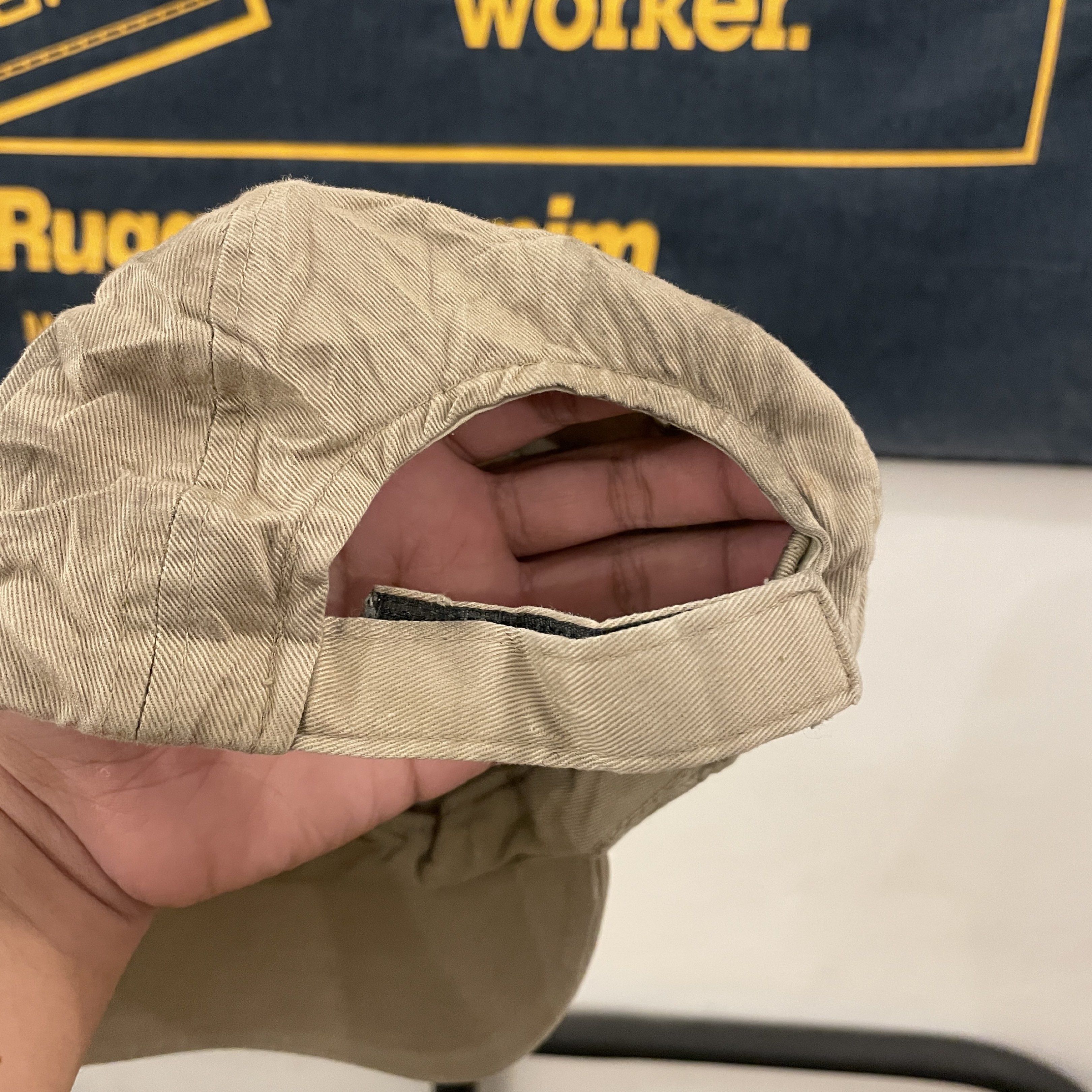 Kangol Cap (Category: Caps & Hats) located in Goa. Submitted by jackedstuff (Listing ID 1417557352, Image 3). Description: No issues .