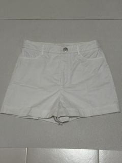 (Category: ) located in . Submitted by chicxcheap (Listing ID 1417580433, Image 1). Description: .