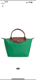 (Category: ) located in . Submitted by deshops (Listing ID 1417553536, Image 1). Description: .