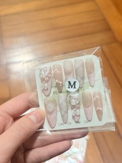 （分類：）位於 。 由 kirshhhh 提交（商品編號 1417522909，圖片 1）。簡介： 。