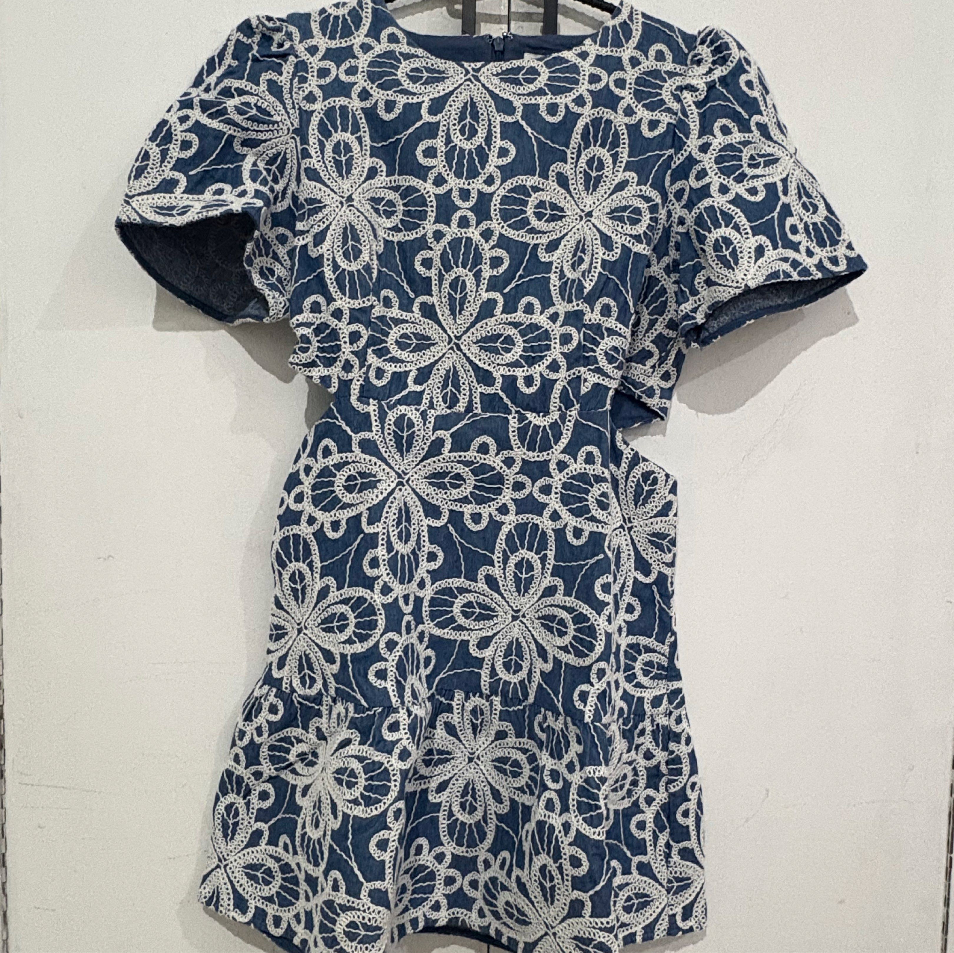 Mango Embroidered Mini Dress (Category: Dresses) located in Las Pinas. Submitted by jclb13 (Listing ID 1417528737, Image 1). Description: - Mango blue dress - Embroidered design - Short sleeves - With side cutouts - Back zipper closure - Used once only for graduation - You may PM me for ww pics! - Size: EUR S/ US 4/ MEX CH - Length: Approximately 70-75cm.