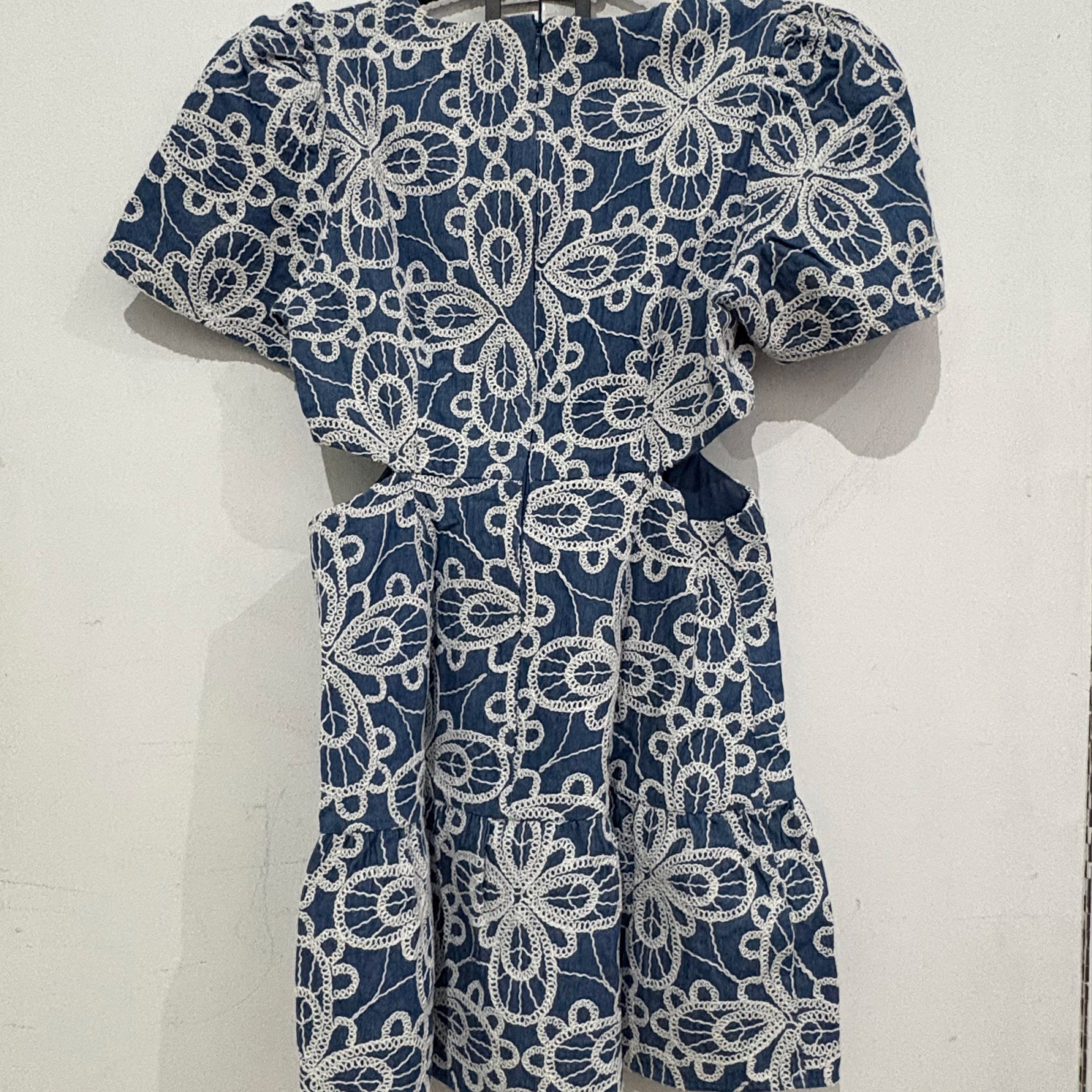 Mango Embroidered Mini Dress (Category: Dresses) located in Las Pinas. Submitted by jclb13 (Listing ID 1417528737, Image 2). Description: - Mango blue dress - Embroidered design - Short sleeves - With side cutouts - Back zipper closure - Used once only for graduation - You may PM me for ww pics! - Size: EUR S/ US 4/ MEX CH - Length: Approximately 70-75cm.