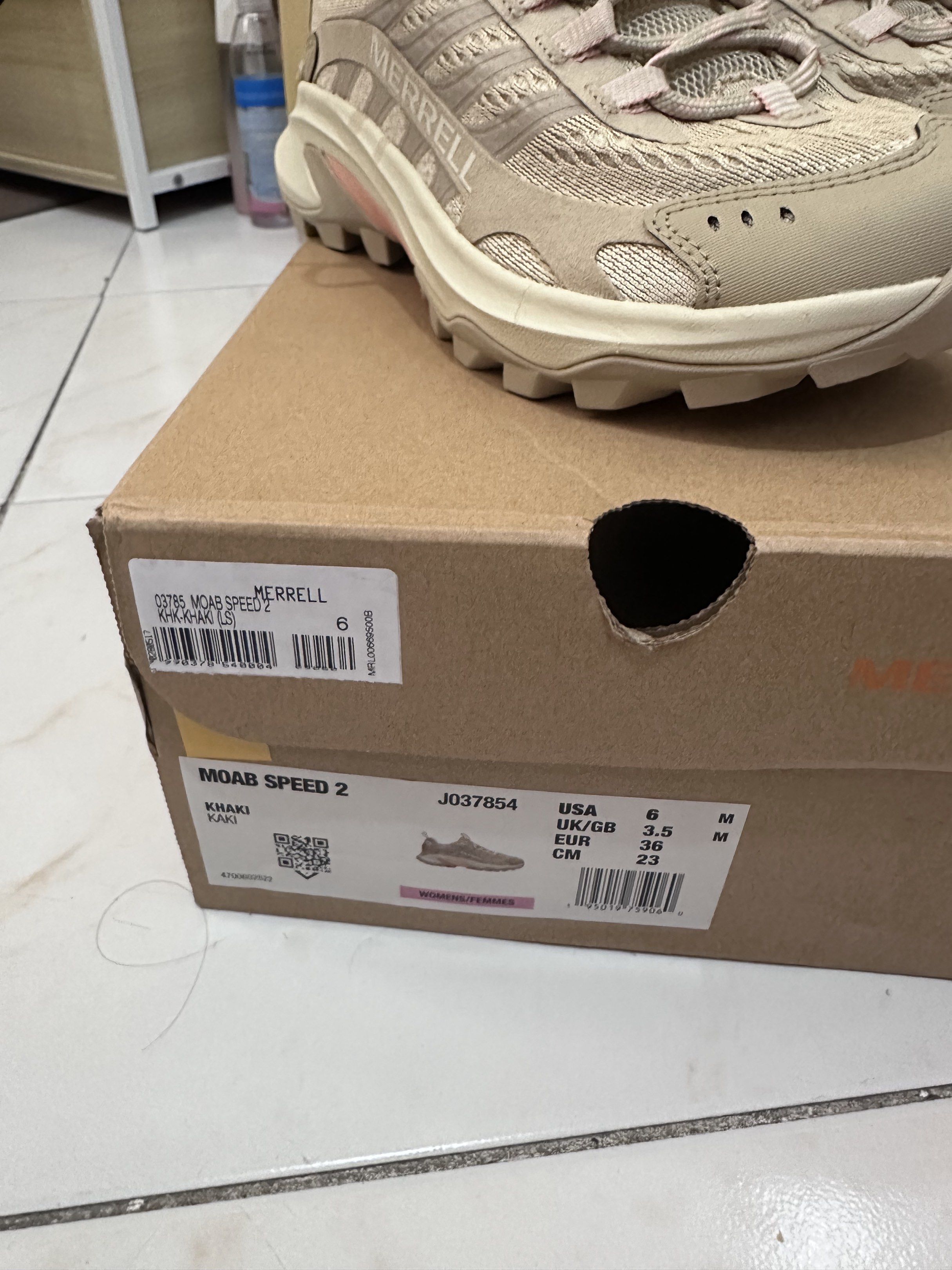 Merrell Moab Speed 2 Khaki (Category: Sneakers) located in Makati City. Submitted by monicacharisma2788 (Listing ID 1417448815, Image 3). Description: - Merrell Moab Speed 2 - Color: Khaki - Size: US 6, UK 3.5, 23 CM - Vibram sole - Includes original box - Condition: Good.