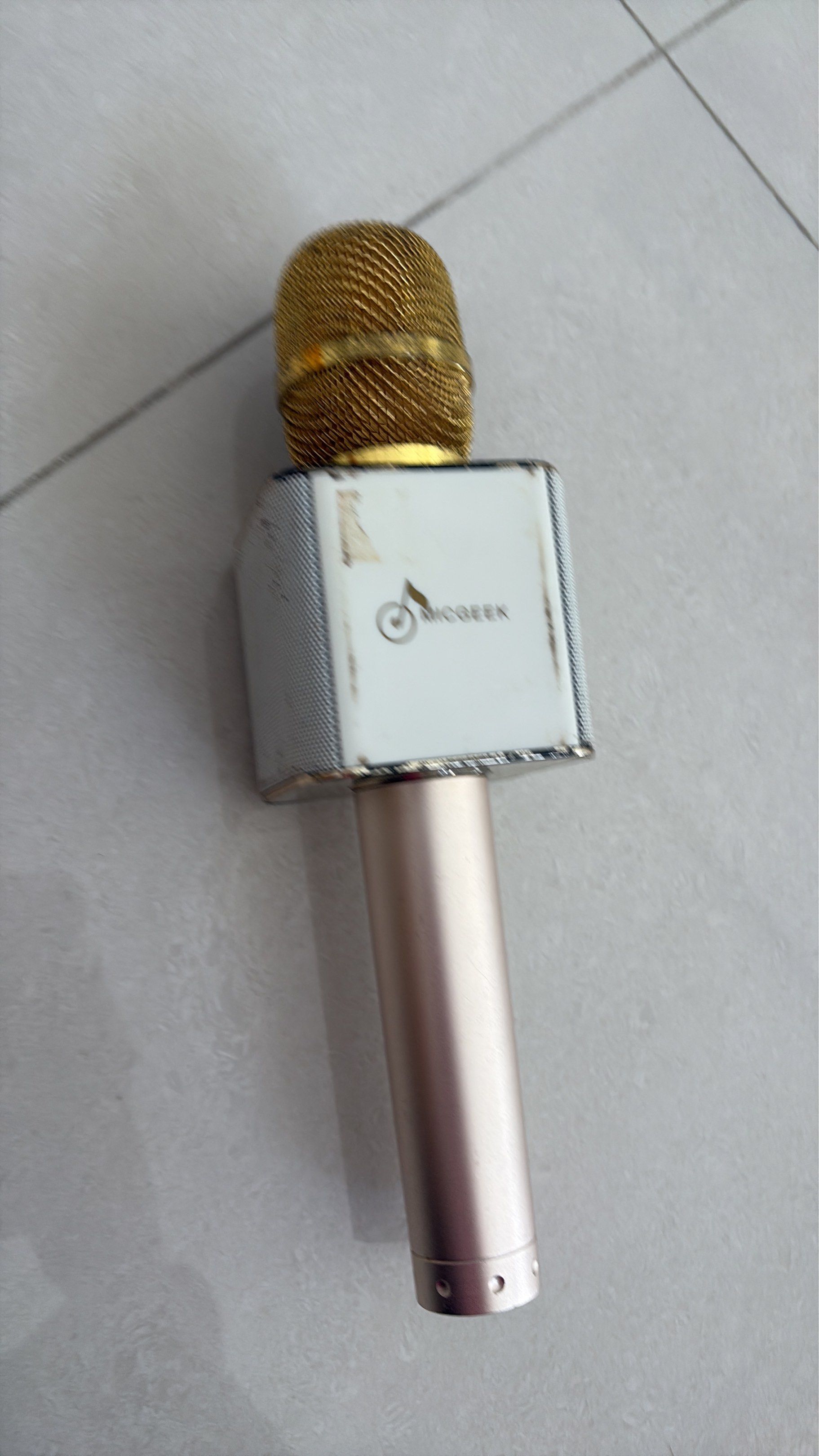 Micgeek Wireless Karaoke Microphone65195055939201110