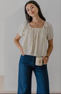 (Category: ) located in . Submitted by cloudycloset (Listing ID 1417508684, Image 1). Description: .