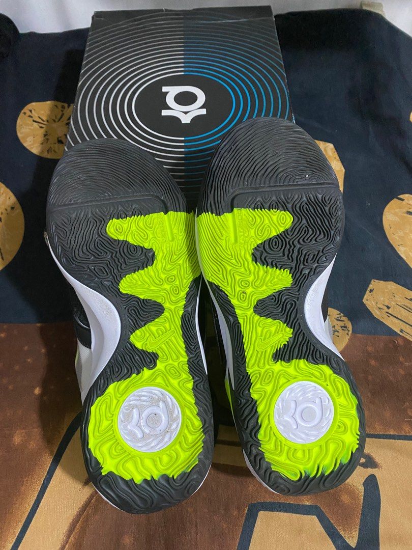 Nike KD Trey 5 X Black/White-Volt (Category: Sneakers) located in Caloocan City. Submitted by dprshaq (Listing ID 1417567400, Image 3). Description: - Nike KD Trey 5 X basketball shoes - Color: Black, White, Volt - Features: Lace strap with KD branding - Size: US 10, UK 9, EUR 44, CM 28 - Includes original box - Retail price on box: $135.00 bought in canada used twice.