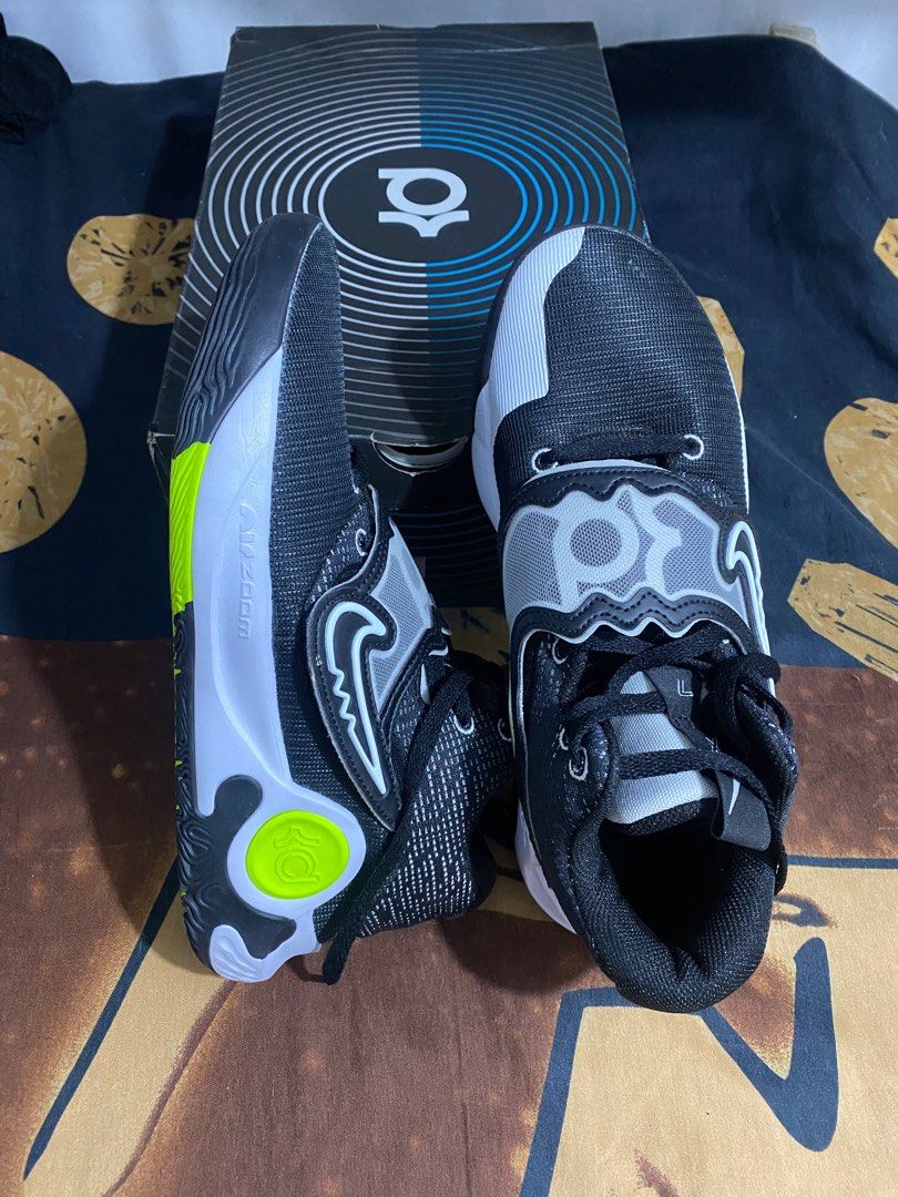 Nike KD Trey 5 X Black/White-Volt (Category: Sneakers) located in Caloocan City. Submitted by dprshaq (Listing ID 1417567400, Image 1). Description: - Nike KD Trey 5 X basketball shoes - Color: Black, White, Volt - Features: Lace strap with KD branding - Size: US 10, UK 9, EUR 44, CM 28 - Includes original box - Retail price on box: $135.00 bought in canada used twice.