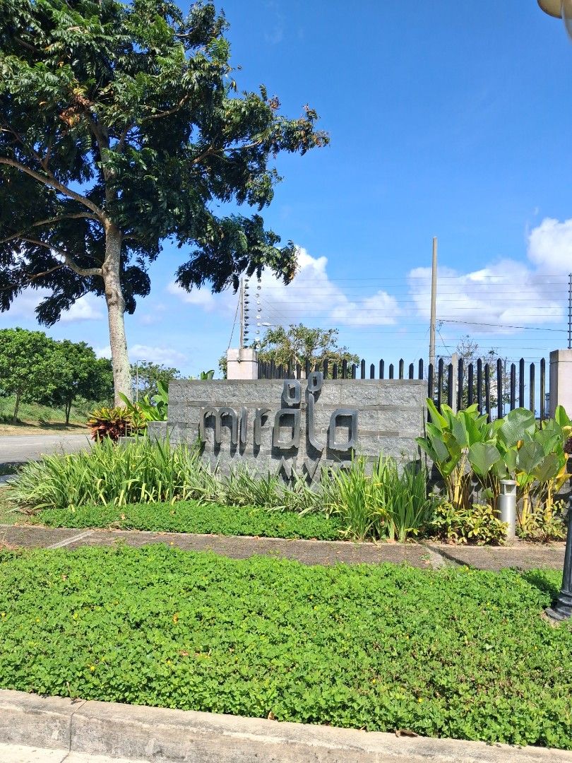 Overlooking Mt. Makiling Luxury Lot Mirala Nuvali (Category: Lot) located in Muntinlupa City. Submitted by piacapulongkwrockstar (Listing ID 1417549101, Image 2). Description: ​📈 INVEST IN YOUR FUTURE: 350 sqm Lot for Sale in Mirala ​Location is everything, and Mirala delivers. We are offering a prime 350 sqm lot perfect for property investors or families looking to build a custom home in a rapidly appreciating, premium community. ​Why Mirala? ​