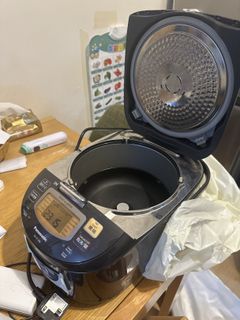 （分類：）位於 。 由 yimmarsiu 提交（商品編號 1417567258，圖片 1）。簡介： 。