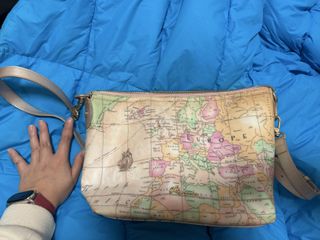 （分類：）位於 。 由 tpytempo 提交（商品編號 1417544505，圖片 1）。簡介： 。