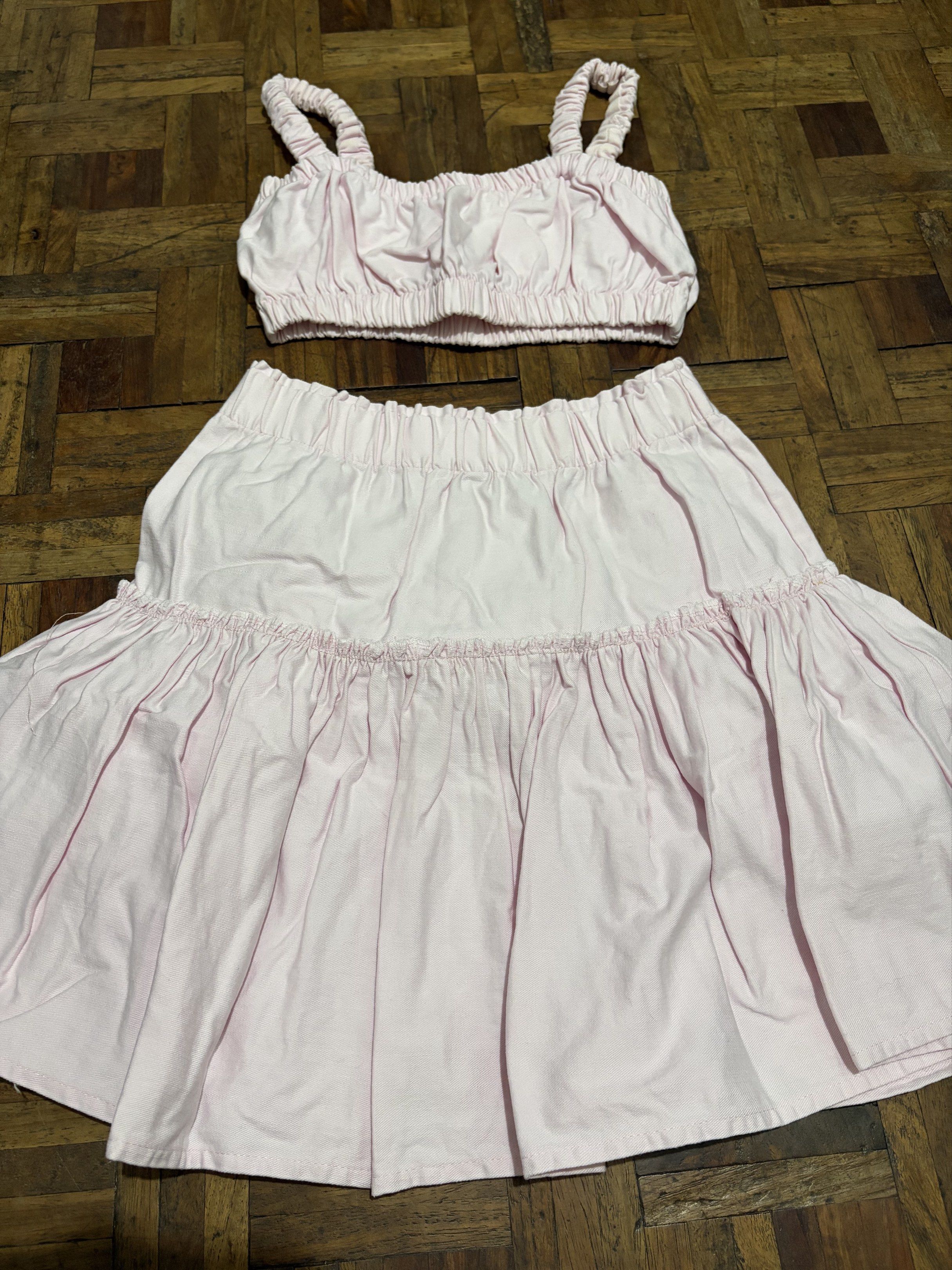 baby pink summer coords (Category: Sets or Coordinates) located in Las Pinas. Submitted by nylth (Listing ID 1417549564, Image 1). Description: - baby pink bra top & skirt set - super cute - a bit darker in person but still baby pink yung color.