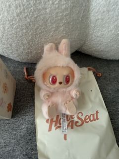 (Category: ) located in . Submitted by hnhn07 (Listing ID 1417482593, Image 1). Description: .