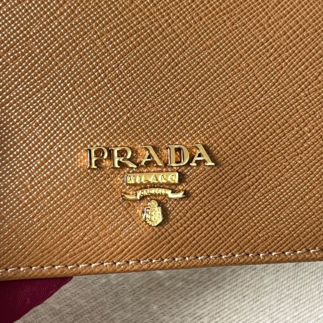 Prada Wallet (Category: Luxury Bags & Wallets) located in Antipolo. Submitted by chanchimj (Listing ID 1417583784, Image 2). Description: .