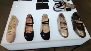 (Category: ) located in . Submitted by bodakyellow123 (Listing ID 1417449806, Image 1). Description: .
