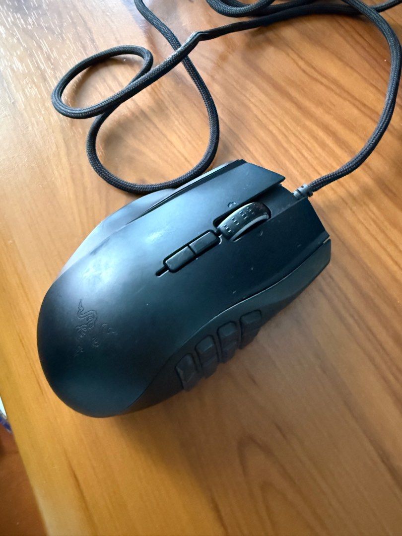 Razer Naga Mouse - Black459450896111390720