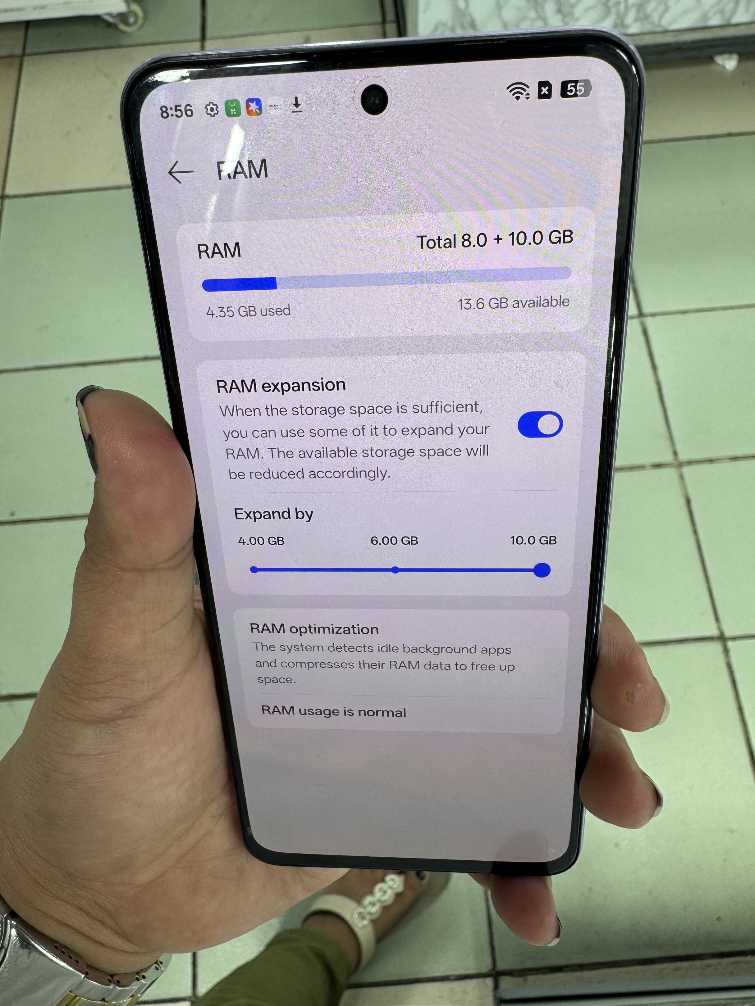 Realme 14T 8+10/256gb (Category: Realme) located in San Juan City. Submitted by wainefreygadgetshop (Listing ID 1417571475, Image 3). Description: REALME 14T 8+10gb/256gb Here are the specifications of the Realme 14T: *Display* - 6.67-inch AMOLED display - 1080 x 2400 pixels resolution - 120Hz refresh rate - 2100 nits peak brightness - 20:9 aspect ratio - 386 ppi density *Performance* - MediaTek Dimensity 6300 chipset - Octa-core CPU (2x2.4 GHz C