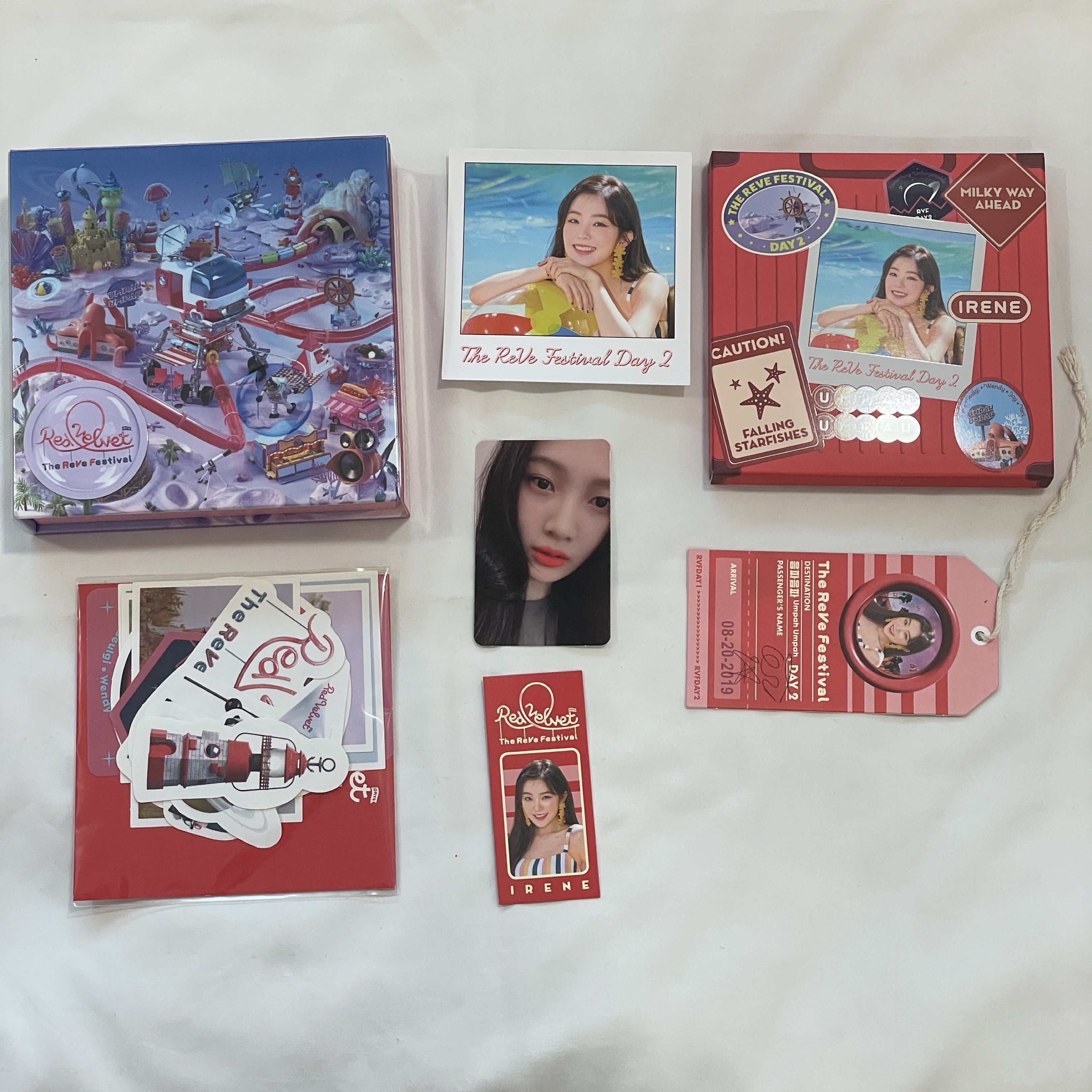 Red Velvet The ReVe Festival Day 2 - Irene Magic Kit + Joy PC (Category: K-Wave) located in Rizal. Submitted by zkdlvr (Listing ID 1417570252, Image 1). Description: Red Velvet The ReVe Festival Day 2 🐰Irene Magic Kit 💚Joy PC.
