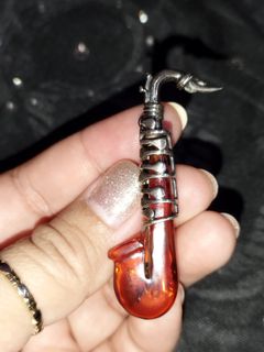 (Category: ) located in . Submitted by Cie28 (Listing ID 1417593835, Image 1). Description: .