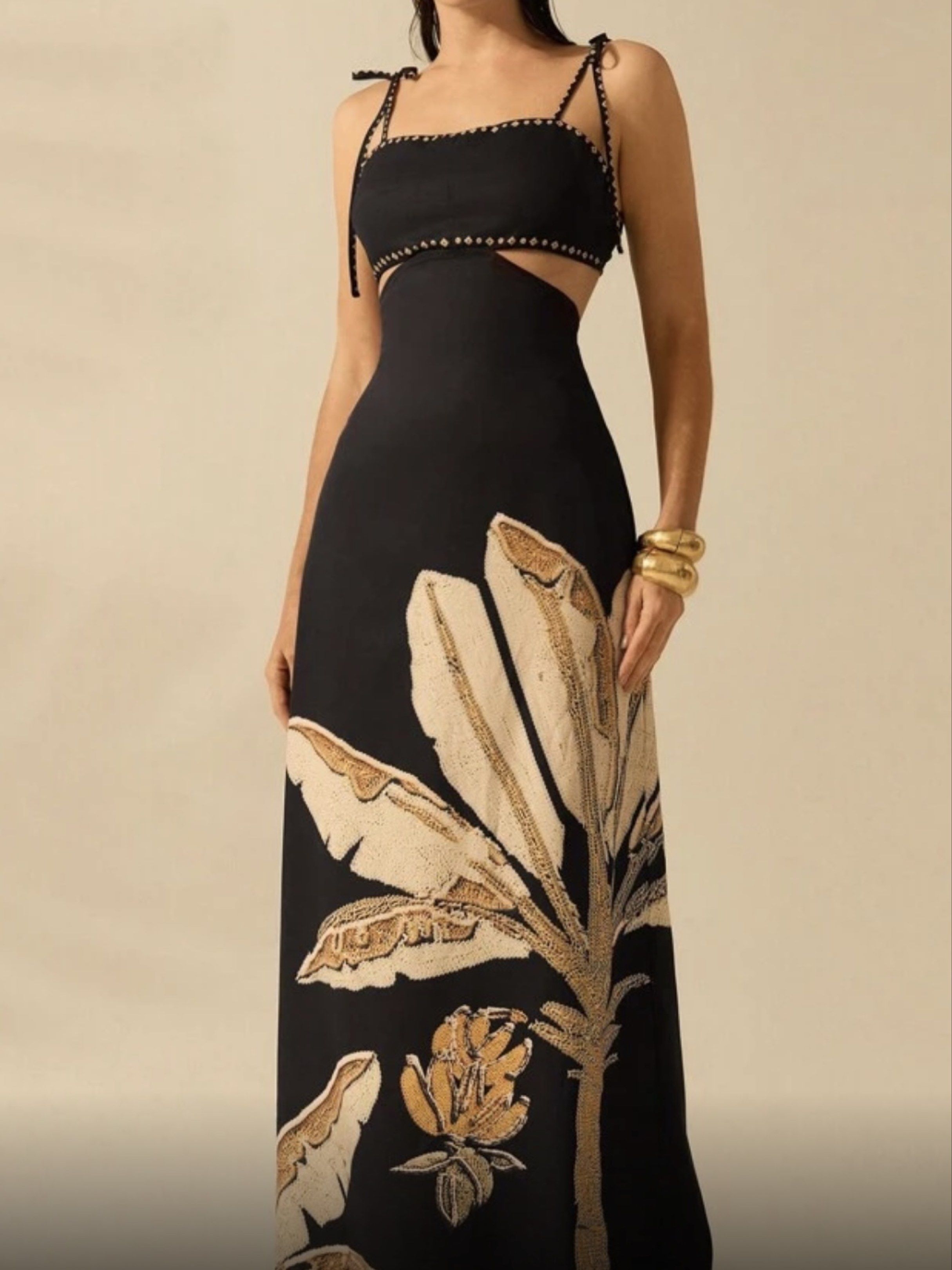 SHEIN CAJUNI - BOHO BANANA TREE PRINT (Category: Dresses) located in Pasig City. Submitted by annwalin (Listing ID 1417432163, Image 1). Description: - Size: XS - Features: Tie straps, Floral print skirt, Cut out design - Conditions: Used once, excellent condition! - Original Price: Php 607 ➡️ Php 249 - RFS: Decluttering! 😄 DM me if interested or if you want more photos 💌.