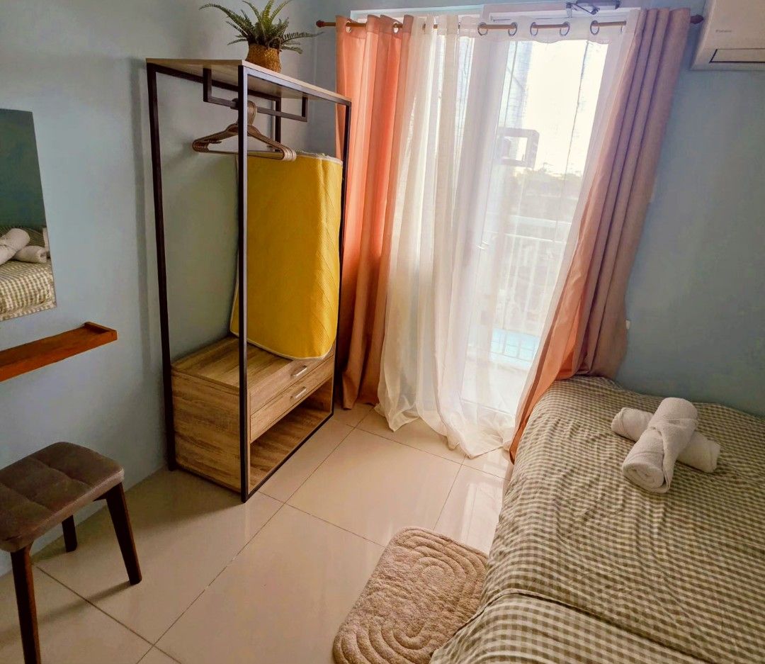 SMDC Grass Residences -Rent/Staycation 2 BR (Category: Apartments & Condos) located in Quezon City. Submitted by chicolim (Listing ID 1304350465, Image 3). Description: Staycation at SMDC Grass Residences with exclusive bridgeway connected to SM North Edsa, Q.C. Features: 2 bedroom unit ( combined-type) Fully furnished with split-type air conditioning in each room Full-double and semi-double size beds, floor matresses for additional pax 2 balconi