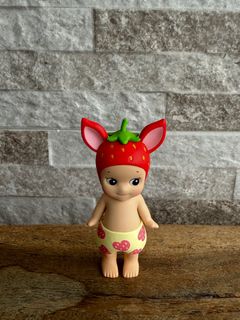 (Category: ) located in . Submitted by craftsntots (Listing ID 1417560699, Image 1). Description: .