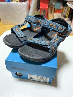 （分類：）位於 。 由 phoebe.bb 提交（商品編號 1417600007，圖片 1）。簡介： 。