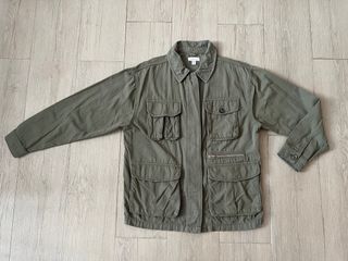 （分類：）位於 。 由 aitch_k 提交（商品編號 1403691902，圖片 1）。簡介： 。