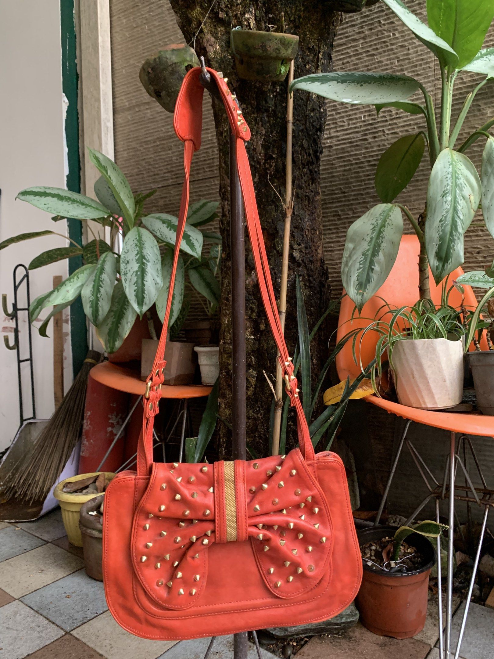 3.1 Philip Lim Bag (Category: Luxury Bags & Wallets) located in Quezon City. Submitted by greysssiiee (Listing ID 1417760275, Image 1). Description: .