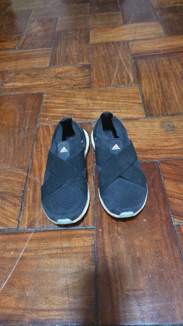 Adidas Ultra Boost Slip-On Black (Category: Sneakers) located in Legazpi City. Submitted by winwinter (Listing ID 1417609818, Image 2). Description: - 💯original -Adidas Ultra Boost slip-on sneakers - Color: Black - Features: White sole, Adidas logo - Size: US 6, UK 4, FR 37 ⅓, JP 230 - Made in China - Condition: Good.