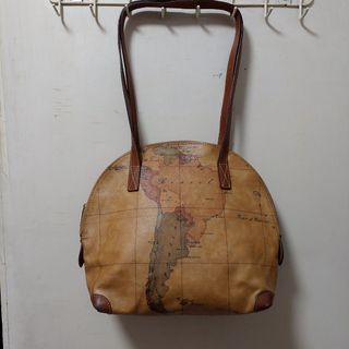 （分類：）位於 。 由 llias 提交（商品編號 1417625248，圖片 1）。簡介： 。