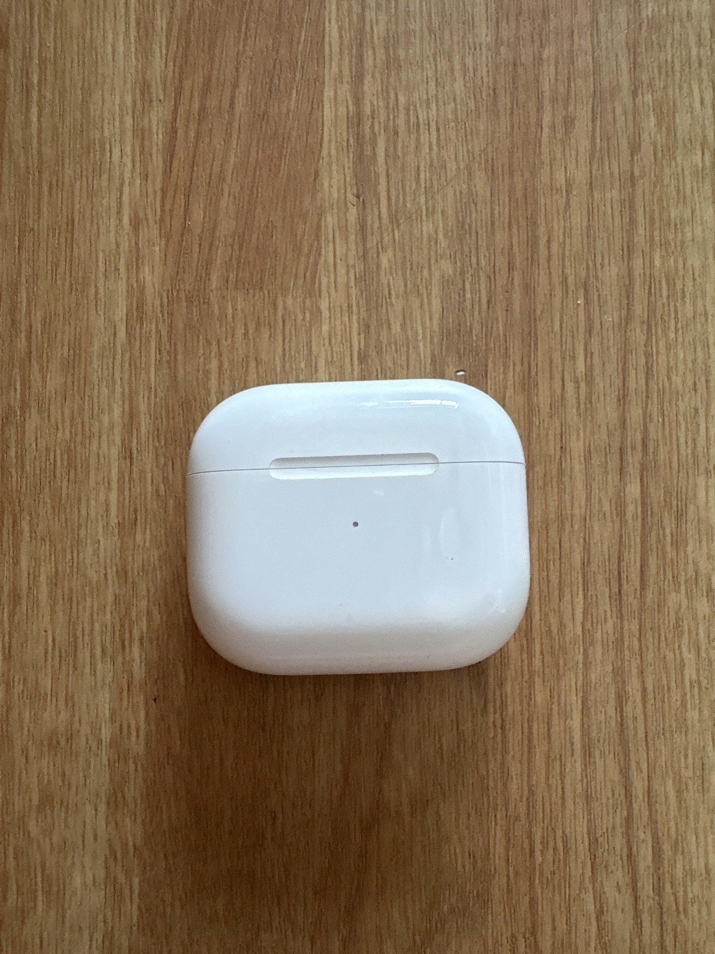 Apple AirPods 3rd Generation65561070561921111