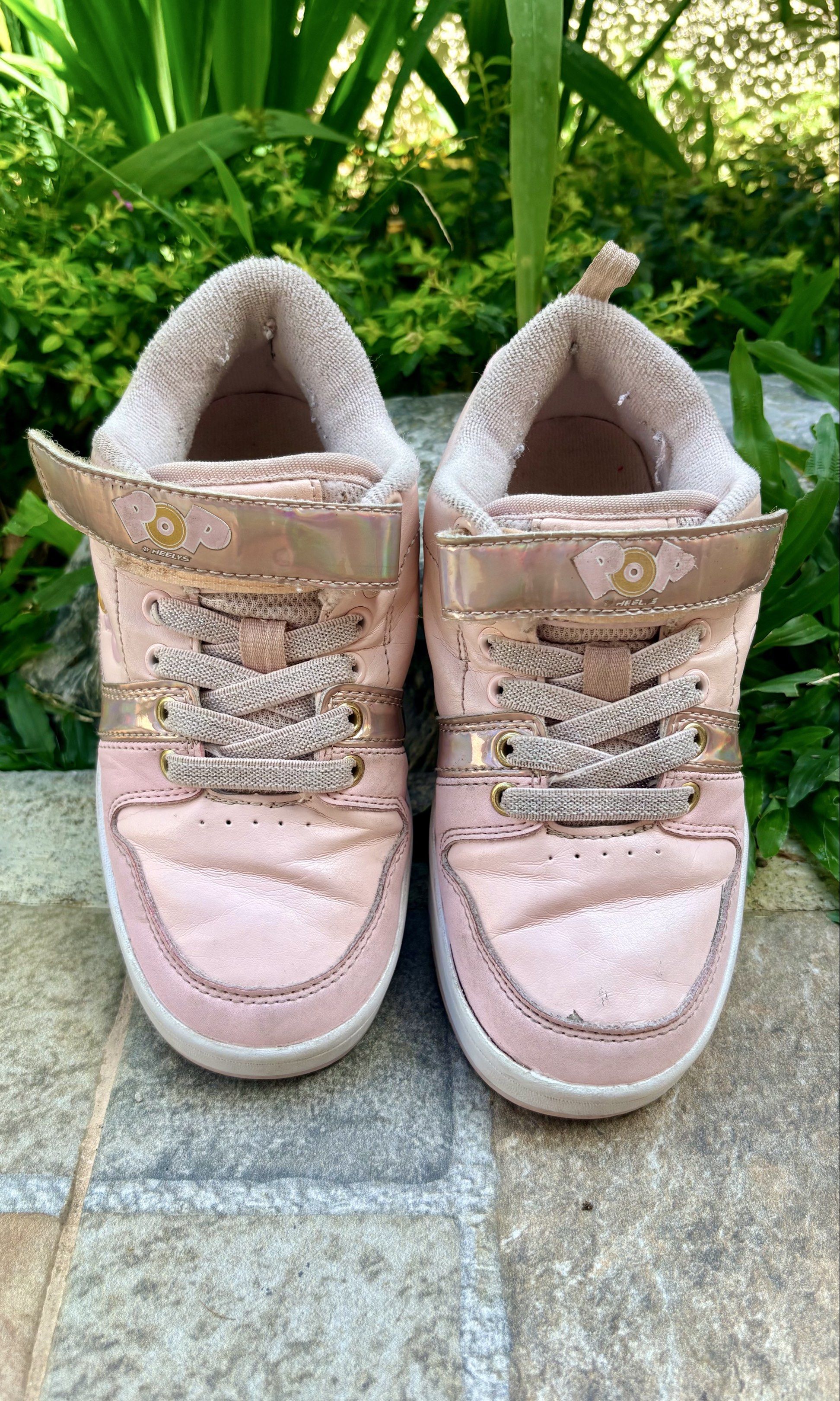 Authentic Heelys Shoes for Girls (Category: Babies & Kids Fashion) located in Quezon City. Submitted by zelbertz (Listing ID 1417645163, Image 2). Description: Original Heelys Shoes for Girls Bought in Hongkong Well loved by my daughter Size US 1 Rfs: outgrown Shipping: Pickup/lalamove in Santa Rosa, Laguna.