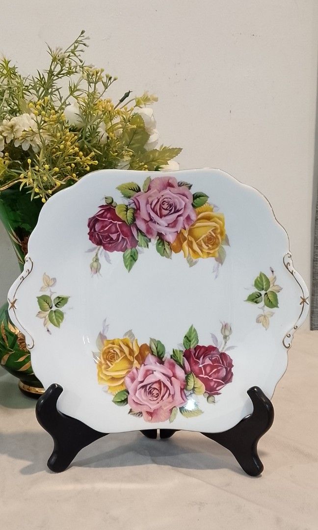 Aynsley cake platter (Category: Dinnerware & Cutlery) located in Cabanatuan. Submitted by miss.maia (Listing ID 1417787976, Image 1). Description: ‼️SALE‼️SALE‼️SALE‼️ 🌸Aynsley 🌸 Cake platter 10½" x 9" With minimal scratch Sale for only 580 *No cracks *No chips *No crazing #aynsleybonechina #finebonechina #followersreelsfypシ゚viralシfypシ゚viralシ #highlightseveryonefollowers #finebonechina #followersreelsfypシ゚viralシfypシ゚viralシhighlightseveryonefoll