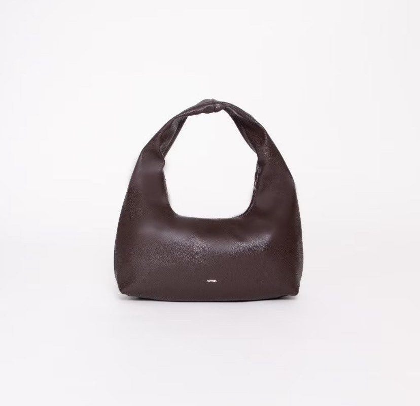 Aztrid Brown Small Bag (Category: Shoulder Bags) located in Tuguegarao City. Submitted by pavlene (Listing ID 1417759746, Image 1). Description: .