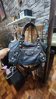 (Category: ) located in . Submitted by bambaju (Listing ID 1417692410, Image 1). Description: .
