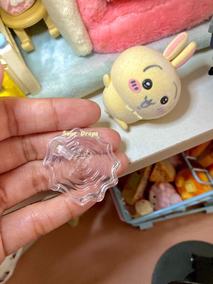 BANDAI Chiikawa Usagi Flocking Mini Figure with Stand (Category: Figurines & Statues) located in Pasig City. Submitted by sourdrops (Listing ID 1417660924, Image 3). Description: with markings no flaw.