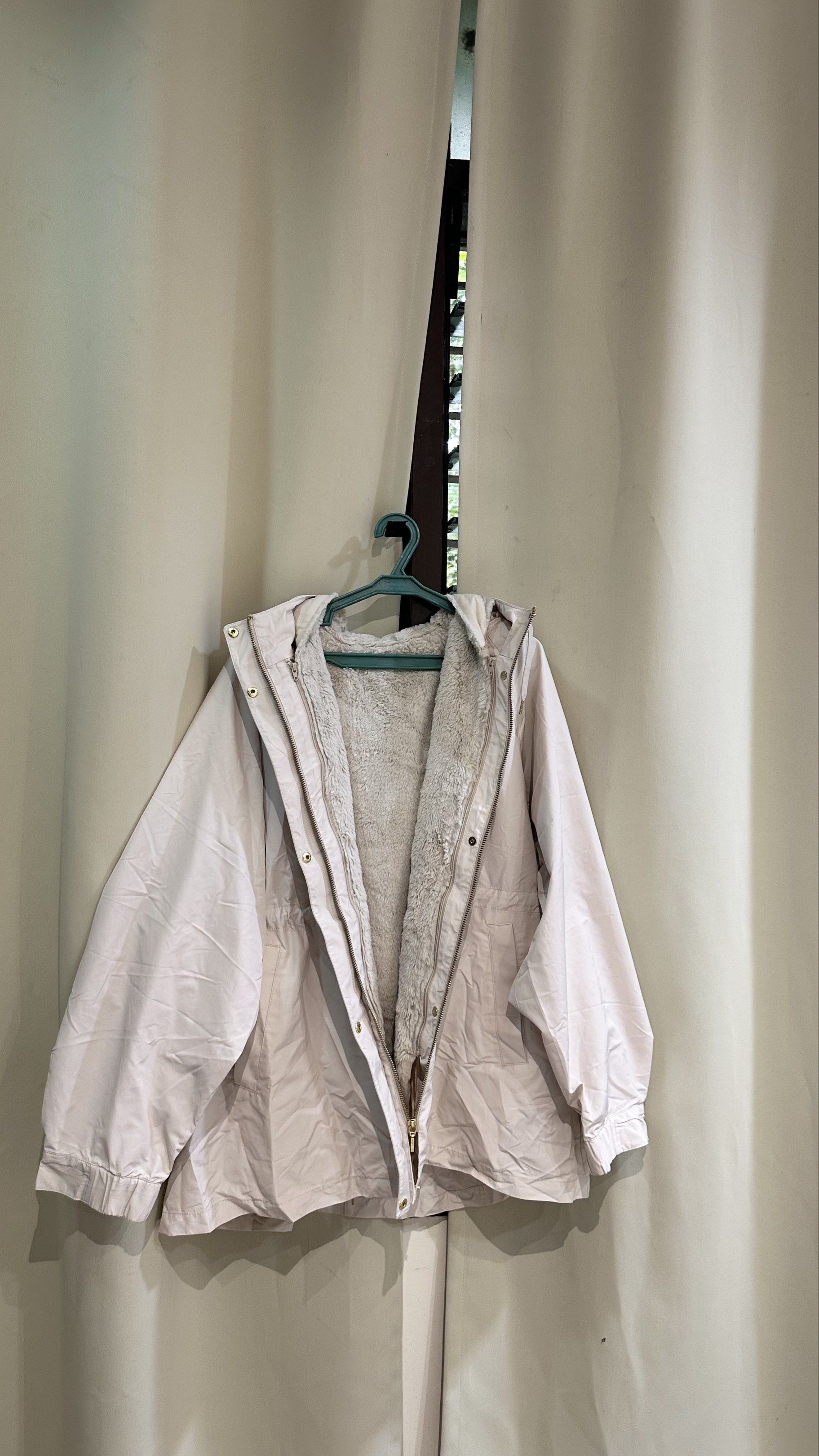 Beige Hooded Jacket with Fleece Lining for (Spring/Winter) (Category: Coats, Jackets and Outerwear) located in Cebu City. Submitted by cmy___ (Listing ID 1417684504, Image 1). Description: Selling because it’s a size too big on me. Would be perfect for L-XL frames! Pwede din for medium frames who prefer a little oversized look Never worn. Got this off a store in IG, selling at purchase price! I have a black piece also. - Beige hooded jacket - Fle