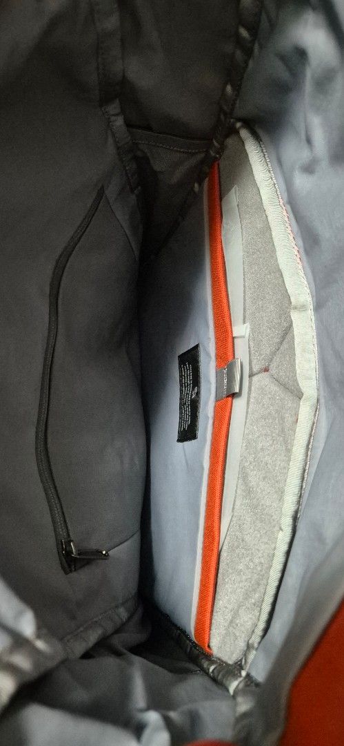 Bellroy Studio Backpack - Red Ochre439439908784066562