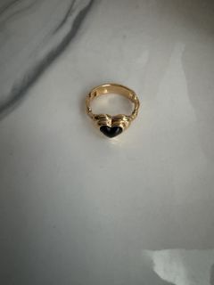 (Category: ) located in . Submitted by MylilCloset (Listing ID 1417658390, Image 1). Description: .